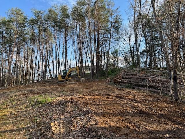 All Photos for Grayson Groundworks in Sevierville, TN