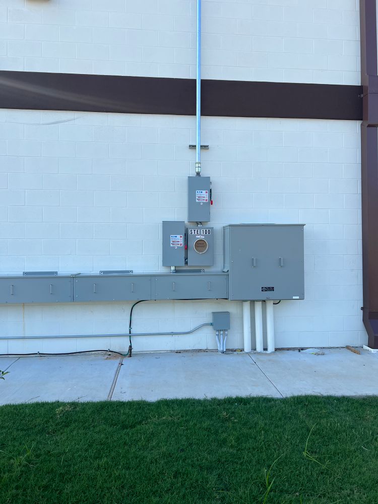 All Photos for RCF Electric LLC in Glenn Heights, TX