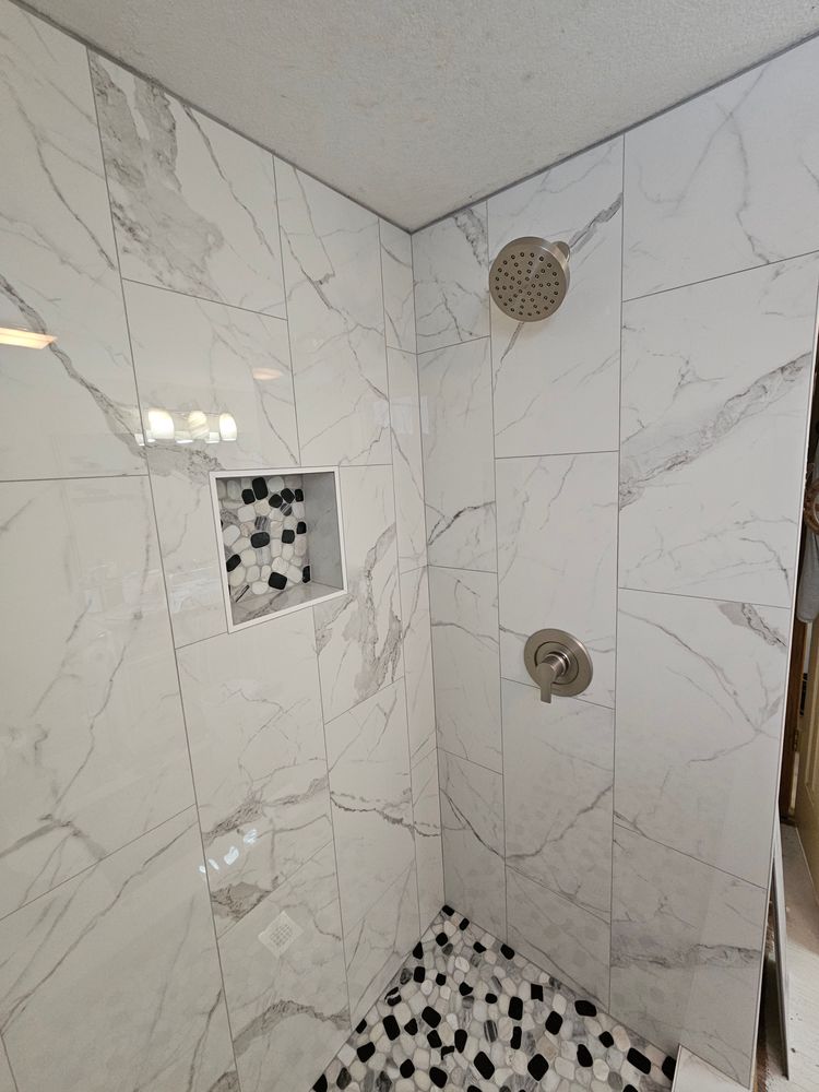 All Photos for Fine Line Floor in Pagosa Springs, CO