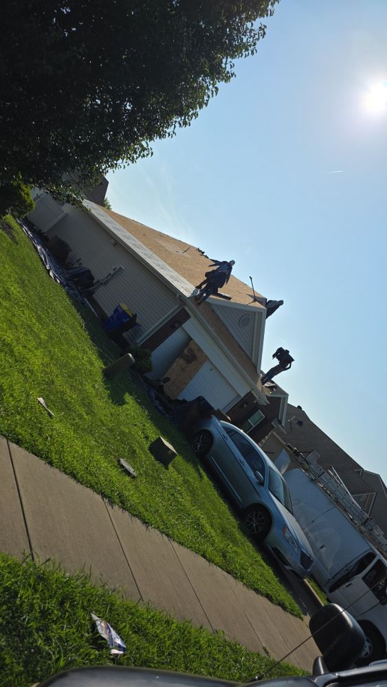 Roofing Installation for Red River Roofing and Renovations in Bowling Green, KY