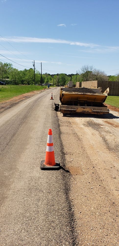 Asphalt and Paving for Hurts Asphalt Paving in Athens, TX