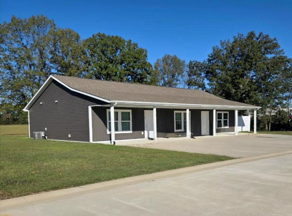 Protect your home with professional gutter installation tailored to your roofline. We ensure proper drainage, prevent water damage, and enhance curb appeal using durable materials built for long-lasting performance. for Huie Contracting LLC in Murray, KY
