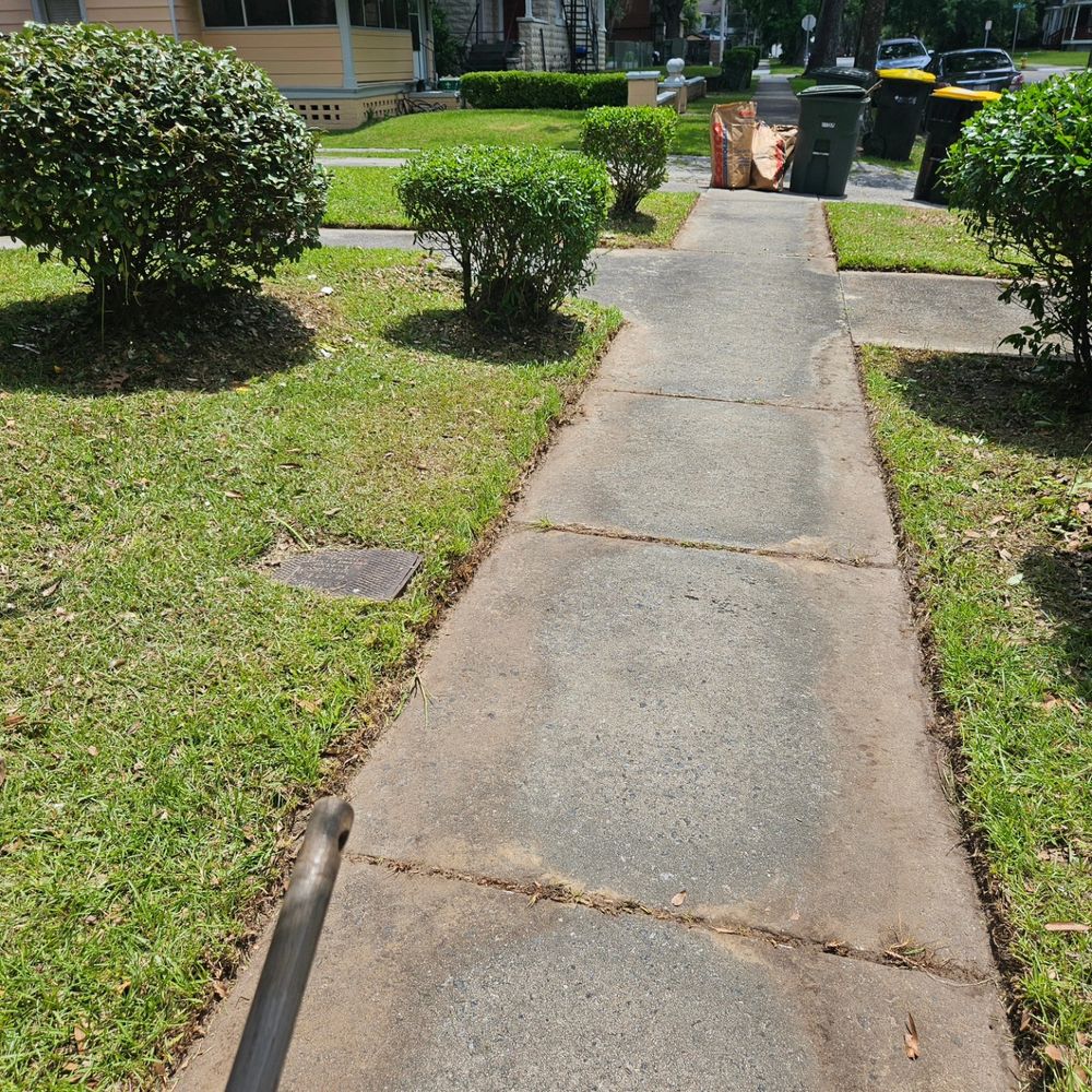 Lawn Care for Ready Set Go Lawncare Services in Savannah, GA