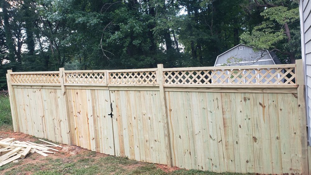 Fences for Everest Fencing in Cartersville,  GA