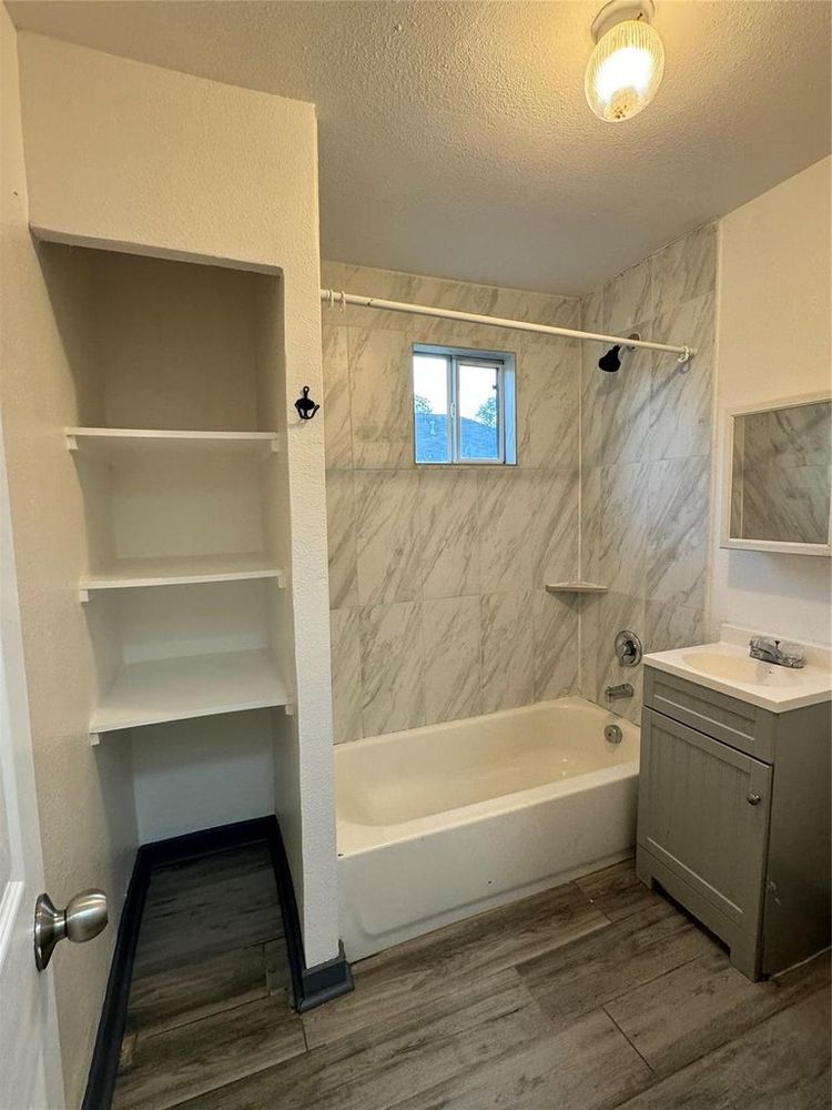 All Photos for Casa Antigua Realty in Houston, TX