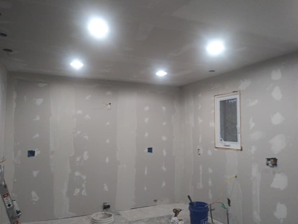 Interior Painting for B & L Painting LLC in Riverview, MI
