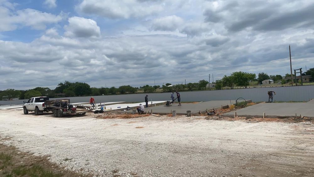 Concrete Slab Construction for Javier Martinez Concrete Construction in Burleson, TX