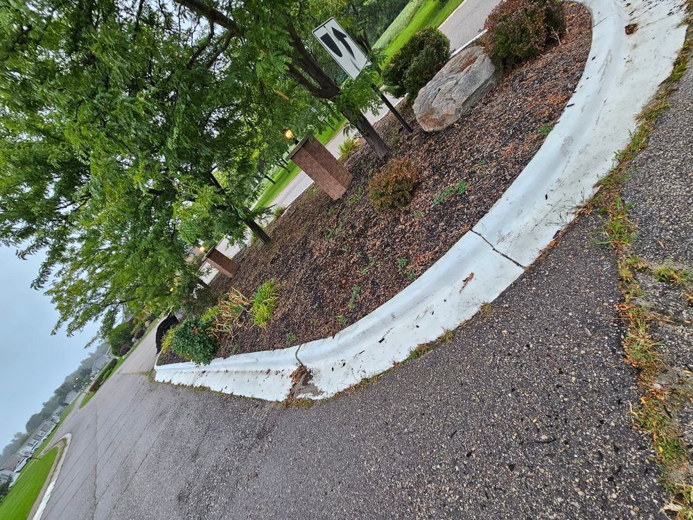 All Photos for 360 Outdoor Services in Lapeer, MI