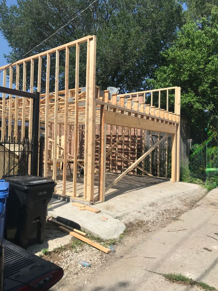 Discover the perfect solution with our New Garage Build service, offering expert construction and transparent pricing to ensure your cost to build a garage is both affordable and tailored to your needs. for Luna Dynasty Concrete in Chicago, IL