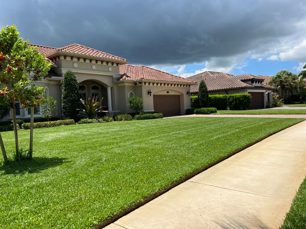 We offer professional lawn maintenance that will keep your yard looking beautiful and well-maintained all year long. for Florida Pro Turf in  Viera, FL