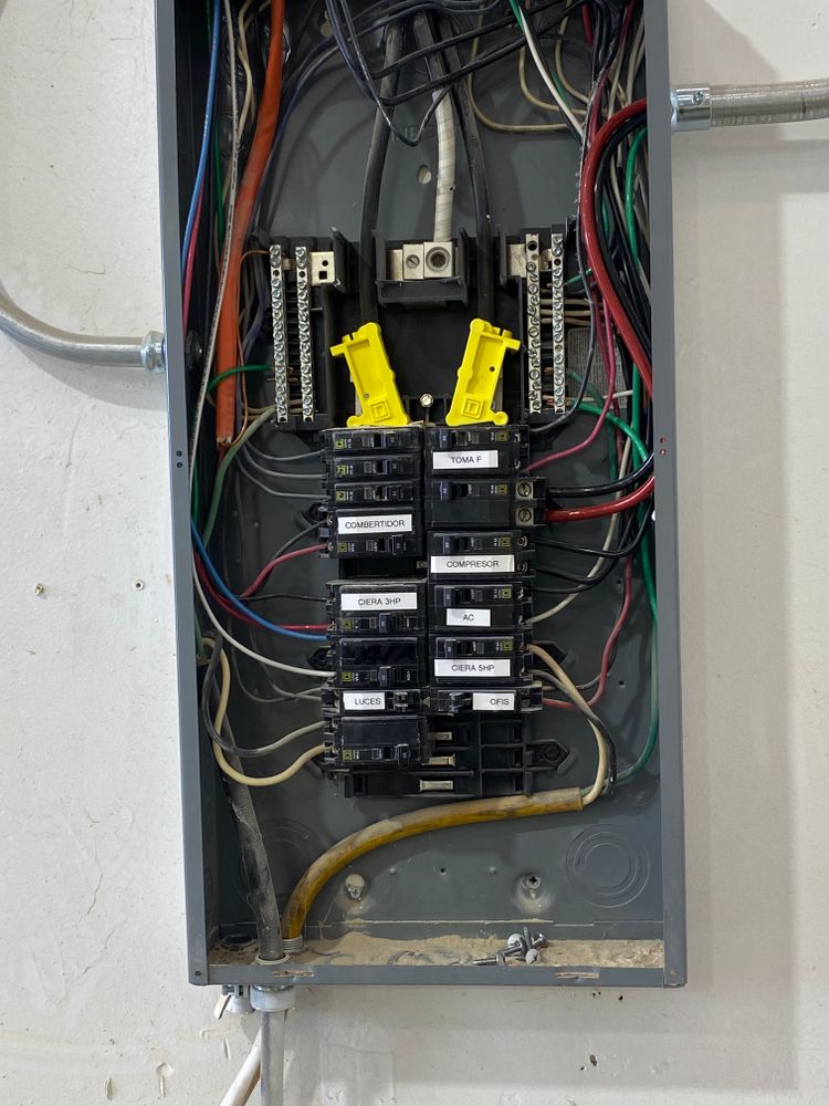 All Photos for Nominal Voltage in Orlando, FL