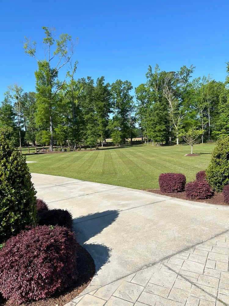 All Photos for Linhale Landscaping & Lawn Care in Florence, SC