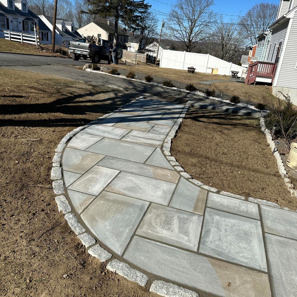 Residential Projects for Willis Landscape & Masonry LLC in Newtown, CT