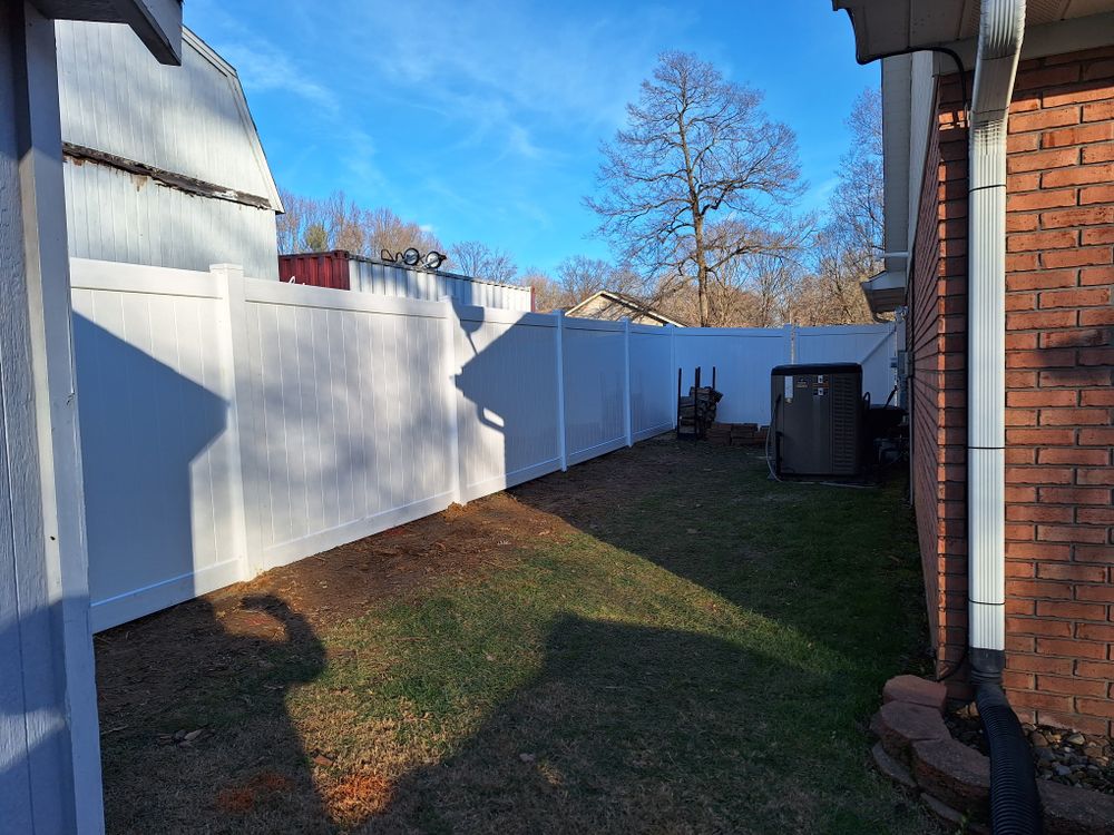 All Photos for Apex Fence in Henderson, KY