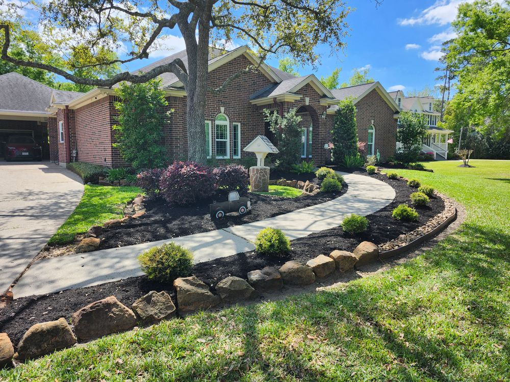 All Photos for Bonita Bay Lawn Maintenance LLC in La Porte, TX