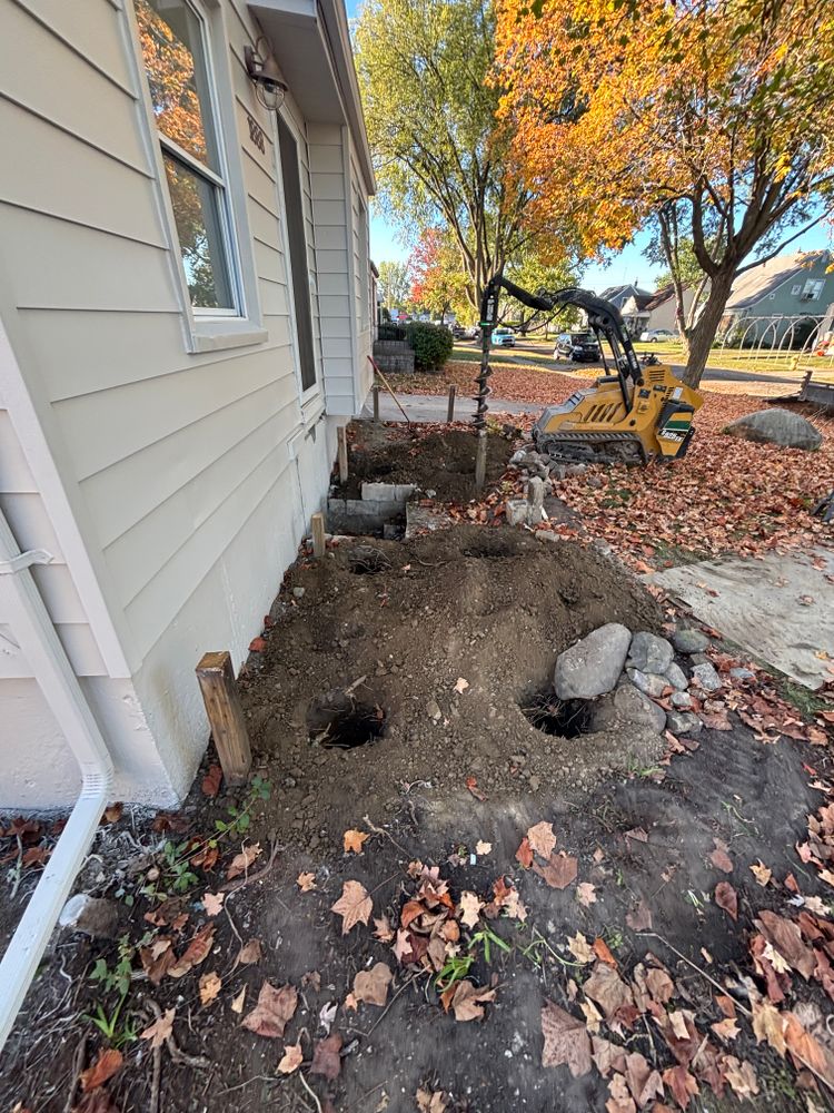 All Photos for Mr. Posthole in Howell, MI