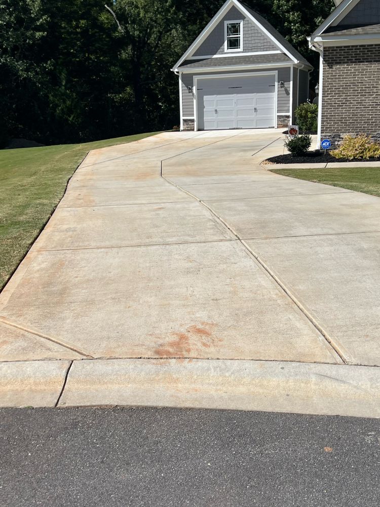 Concrete cleaning for JB Applewhite's Pressure Washing in Anderson, SC