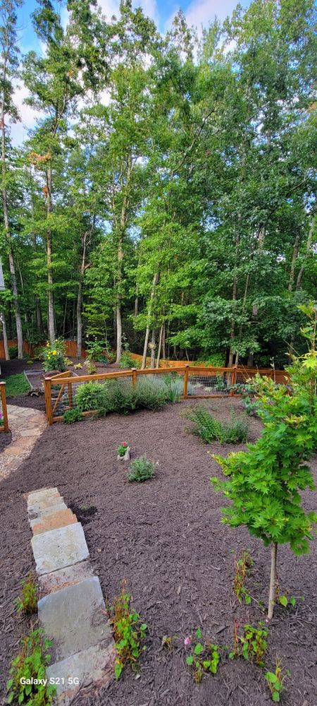 Mulch for C4 TrueVision Renovations in Asheville, NC