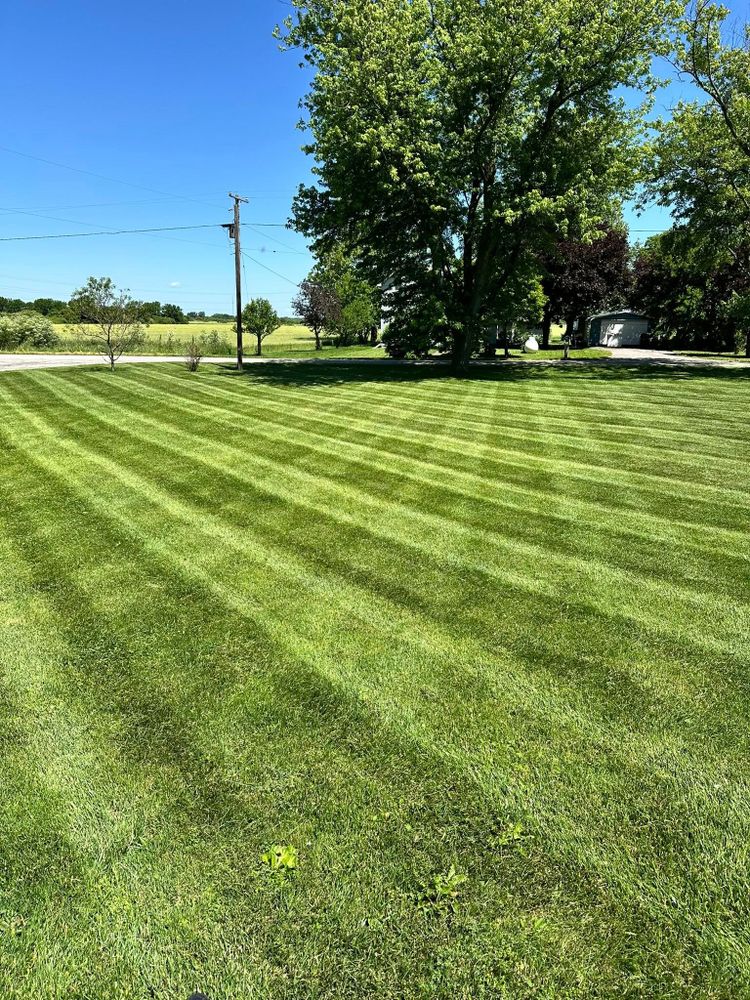 All Photos for Sargent's Lawn and Property Maintenance LLC in Lambertville, MI