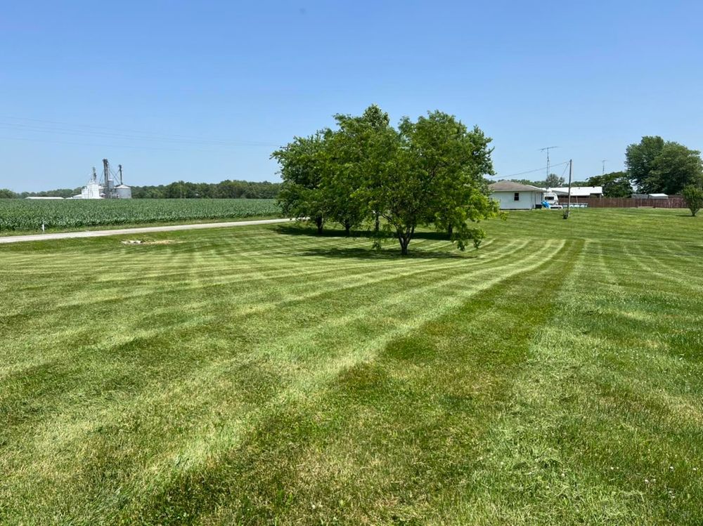 Lawn Care for Davidson Lawn Care LLC in Greensburg, IN