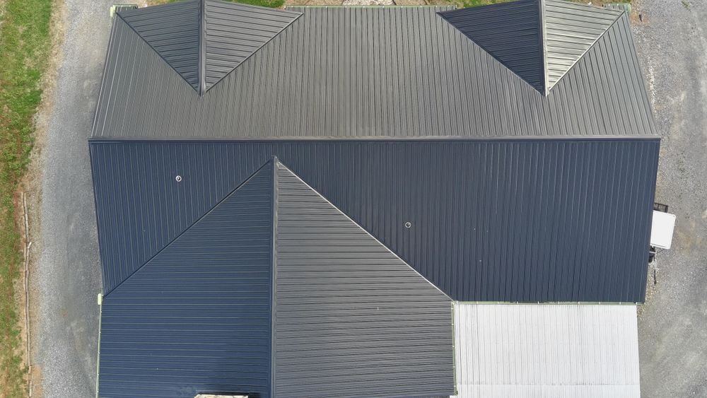 Metal Roofs for Rock Star Roofing LLC  in Dandridge,  TN