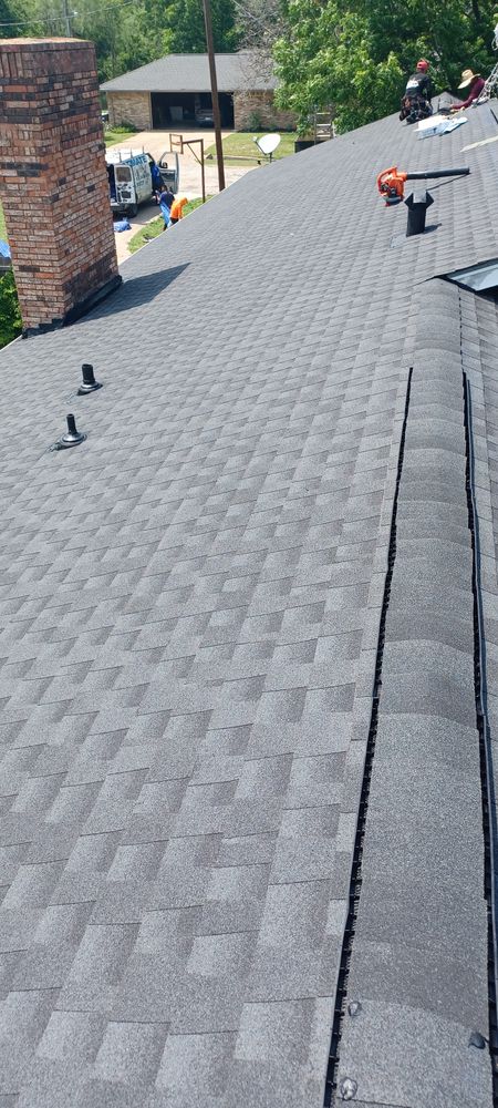 Our expert roofing installation service ensures your home is protected with durable, top-quality materials. We offer professional craftsmanship and reliable solutions tailored to meet your specific needs and enhance curb appeal. for Guardian Angel's Roofing & Construction in Ennis, TX