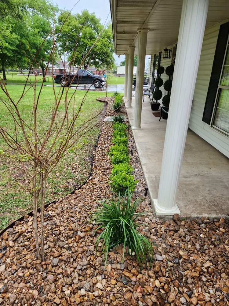 Landscaping for Bruno's Professional Lawn's & Landscape in Beaumont, Texas