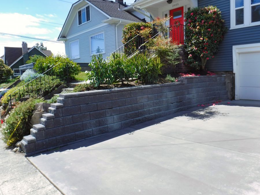 Retaining Walls for Pure Pavers Landscaping in Burlington, ON
