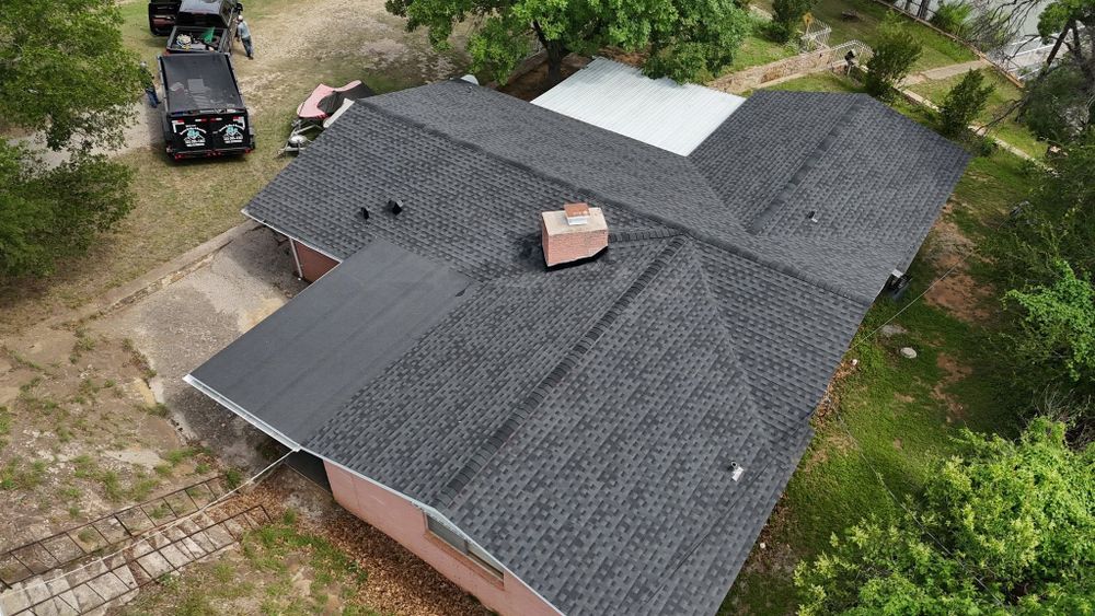 Shingle Roofs  for Barcenas Roofing & Remodeling in San Saba, TX