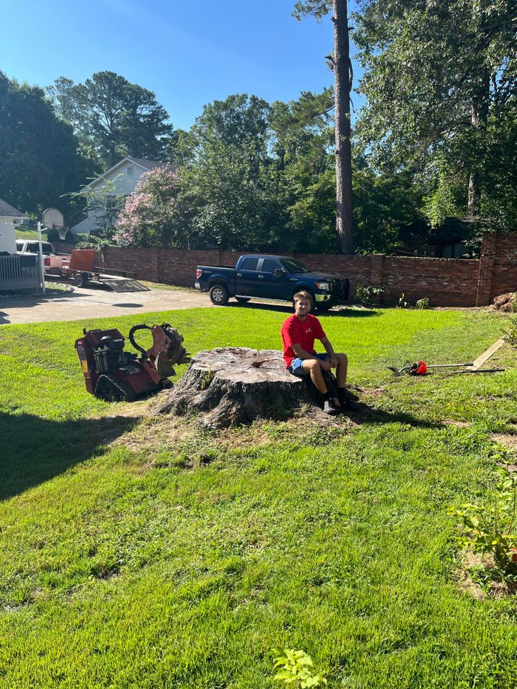 Landscaping for E&T Outdoor Pros in LaGrange, GA