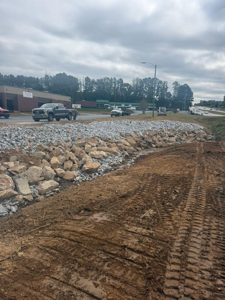 All Photos for J&J Hauling and Outdoor LLC  in Fayetteville, GA