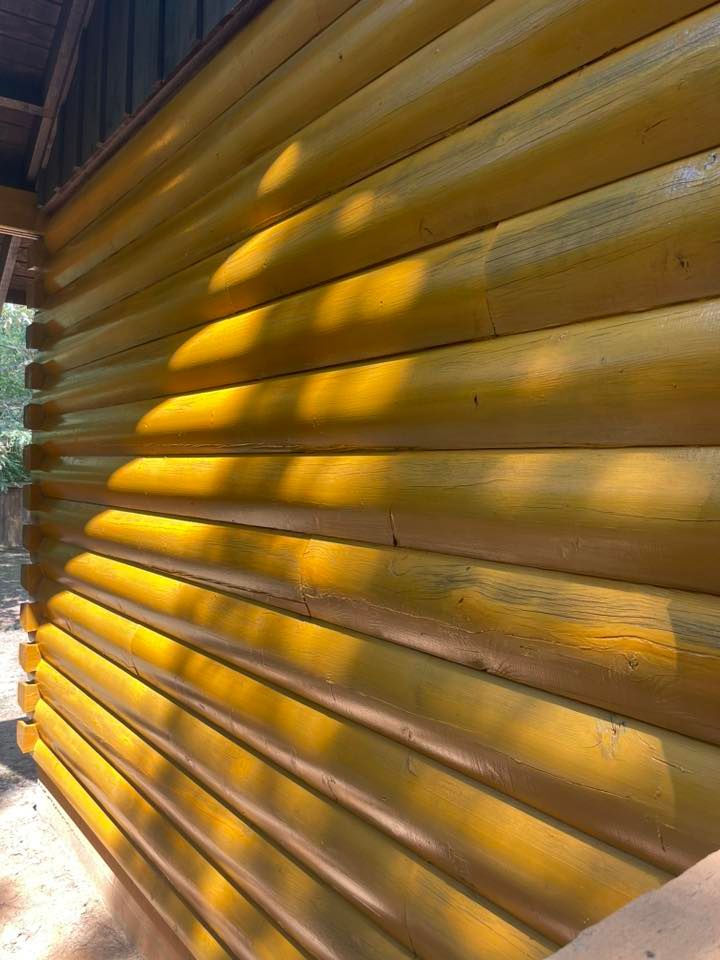 Revitalize your log home with our expert Log Home Finishing service, ensuring long-lasting protection and beauty through meticulous cleaning, staining, and sealing by experienced professionals committed to quality craftsmanship. for Moss Construction in Longview, TX