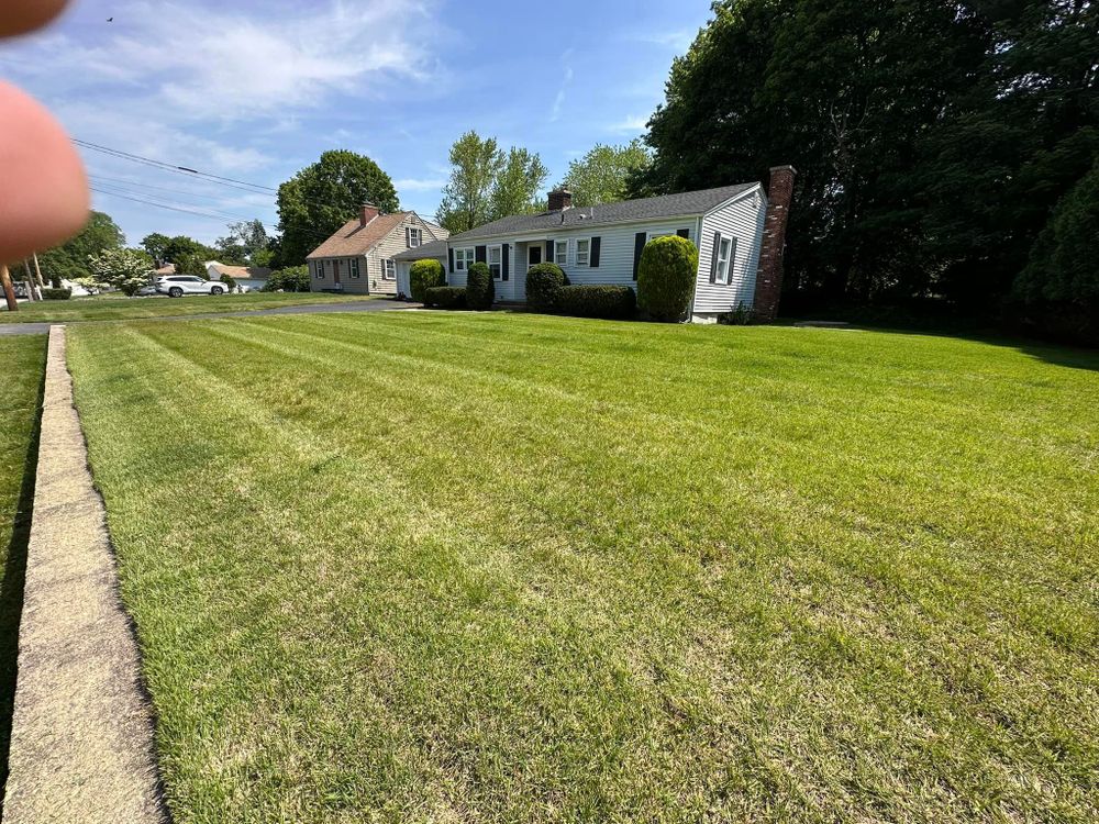 Lawn Care for Garduno Landscaping LLC in Cumberland, RI