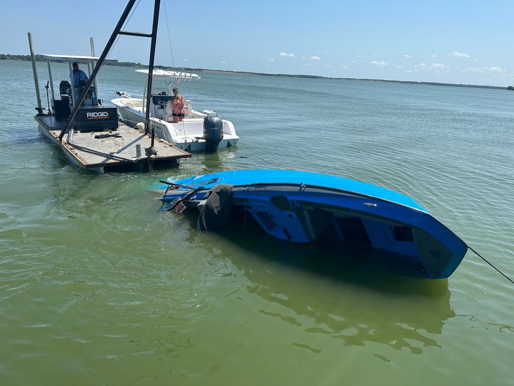 Emergency Boat Recovery for BR Construction LLC  in Corsicana, TX