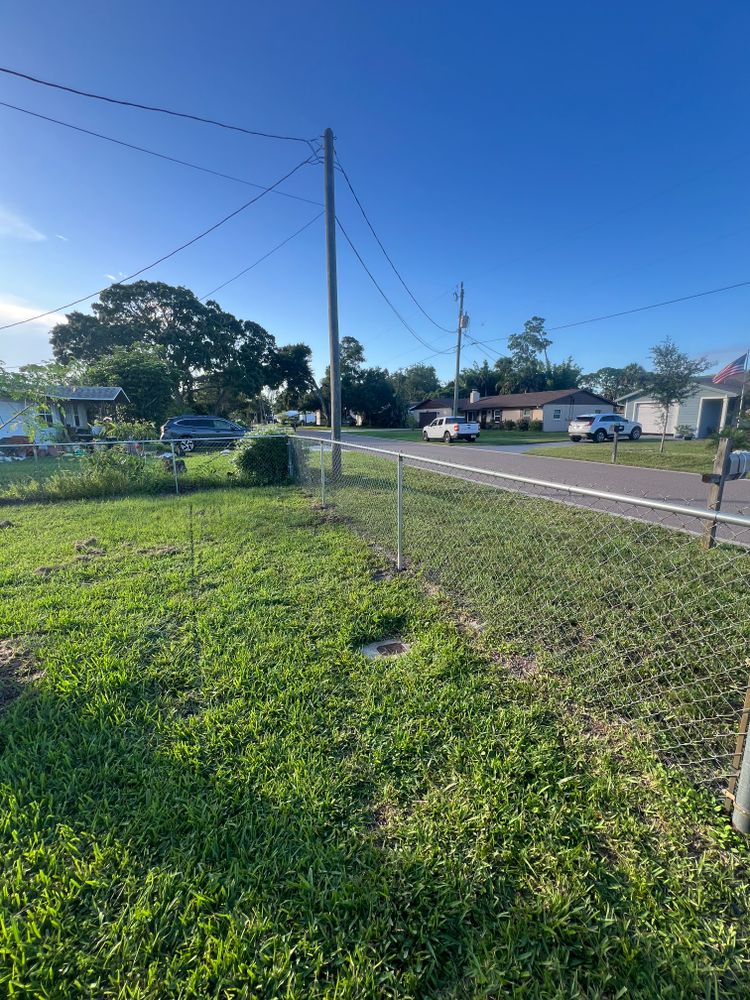 All Photos for Otter's Fence & Gate Repair Service in Palatka, FL