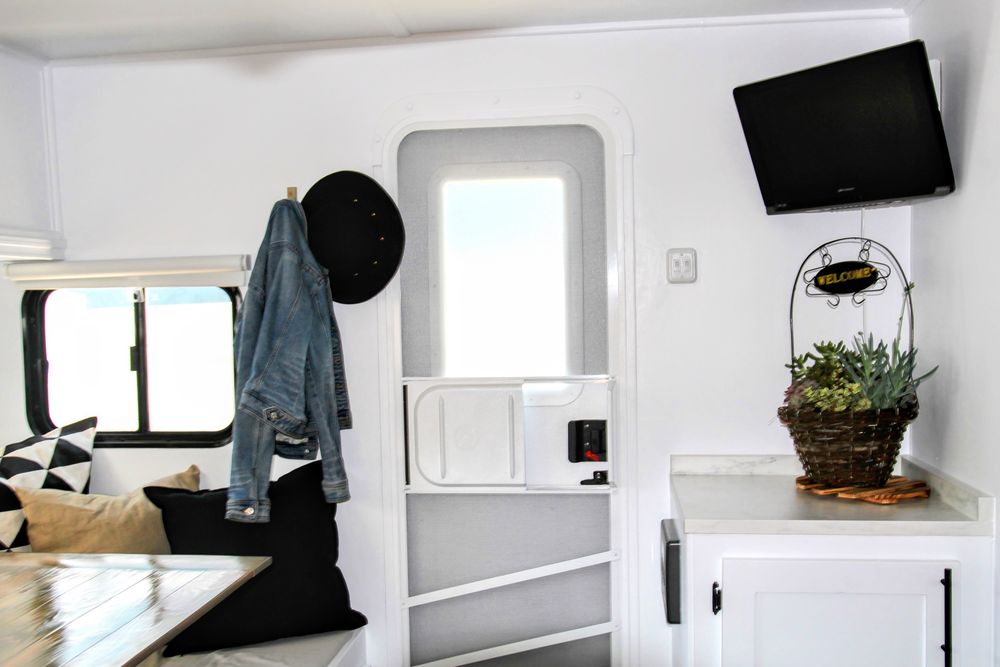 Interior Renovations for Mauka to Makai RV Renovations in Nationwide, .