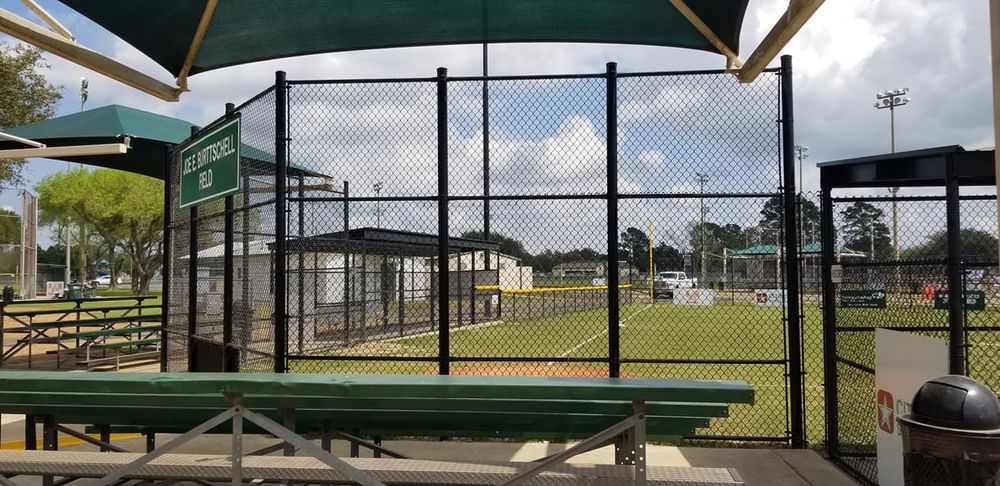 Black Chain Link Fencing for Pride Of Texas Fence Company in Brookshire, TX