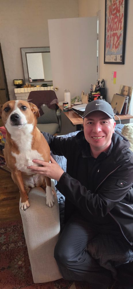 Pet friendly for Damon Handyman in Manhattan, NY