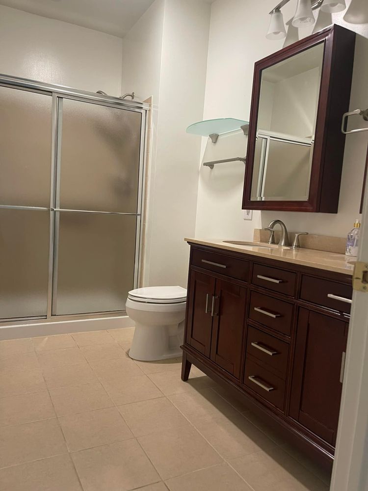 Cleaning for Esthela's Cleaning Service in Hamilton, NJ