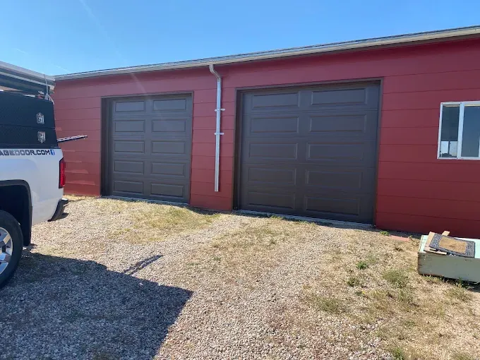 All Photos for 423 Garage Doors in Signal Mountain, Tennessee