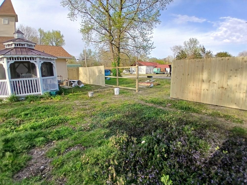 Reversed Picket Fence for Dead Tree General Contracting in Carbondale, Illinois