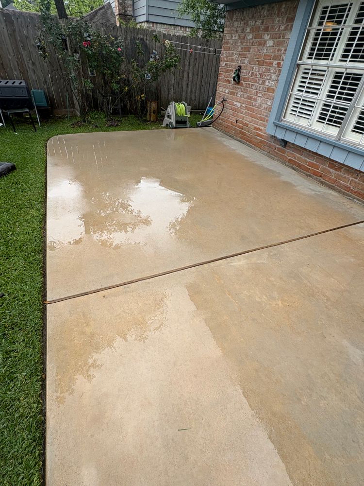 All Photos for Omen Exterior Cleaning LLC in Houston, TX