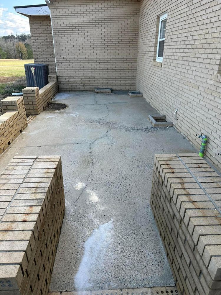 All Photos for X-Stream Pressure Washing and Roof Cleaning in Sandersville, GA