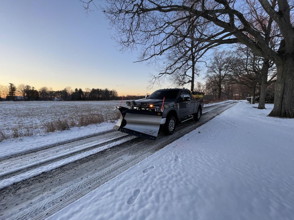 Snow Removal for CS Property Maintenance in Middlebury, CT