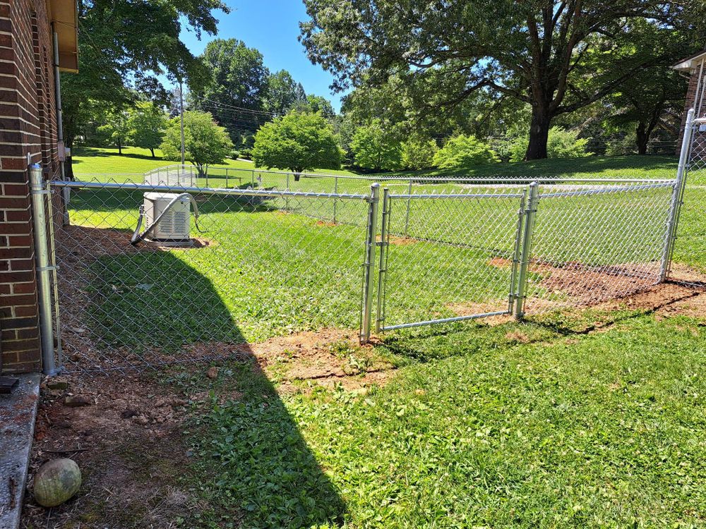 All Photos for Southern Town & Country Fence in Sparta, TN