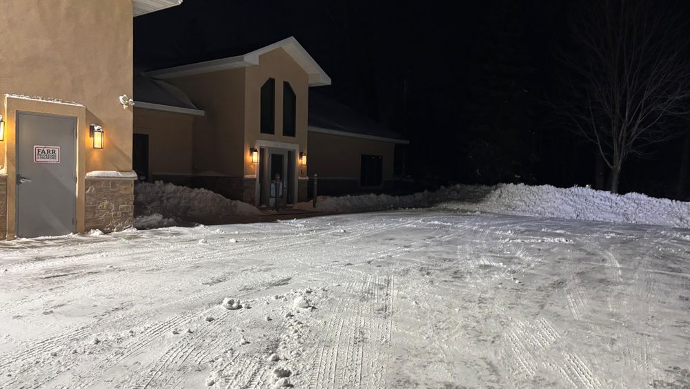 Snow removal for K & I Lawn Care Service  in Eden Prarie, MN