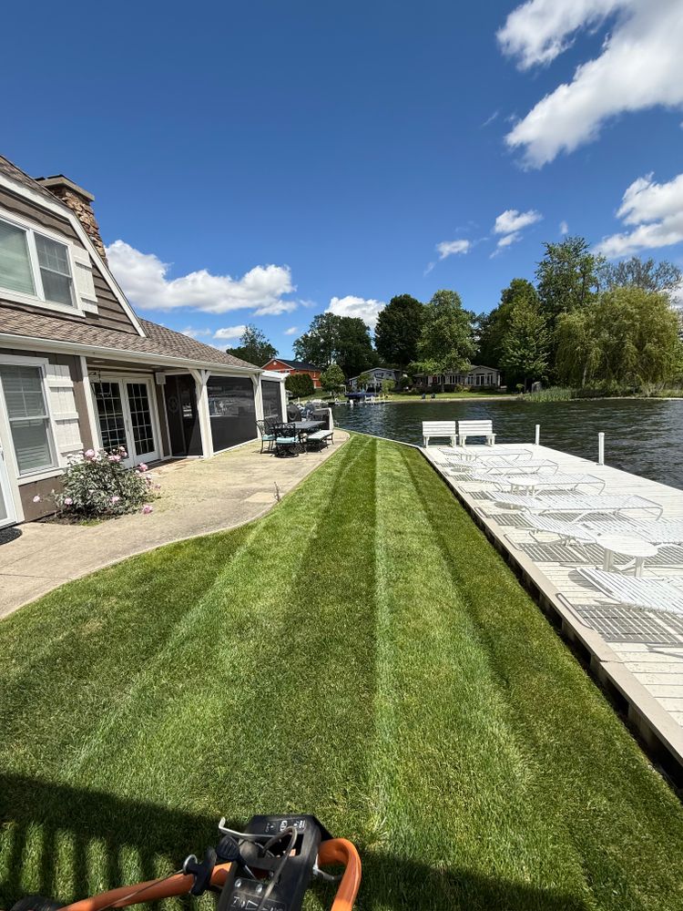 All Photos for FIRST CLASS GRASS LLC in Syracuse, IN