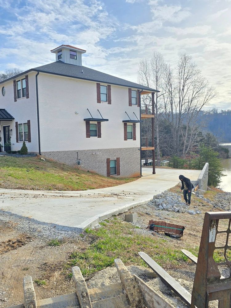 All Photos for Williams Lawn and Land in Sharps Chapel, TN