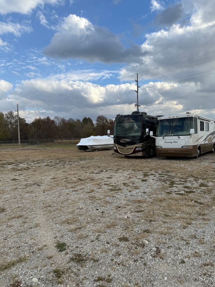 Our paint and body shop offers secure storage for outside items, ensuring your belongings are protected from the elements while we focus on restoring your vehicle to its pristine condition. for Triple B Refinishing LLC in Celina, OH