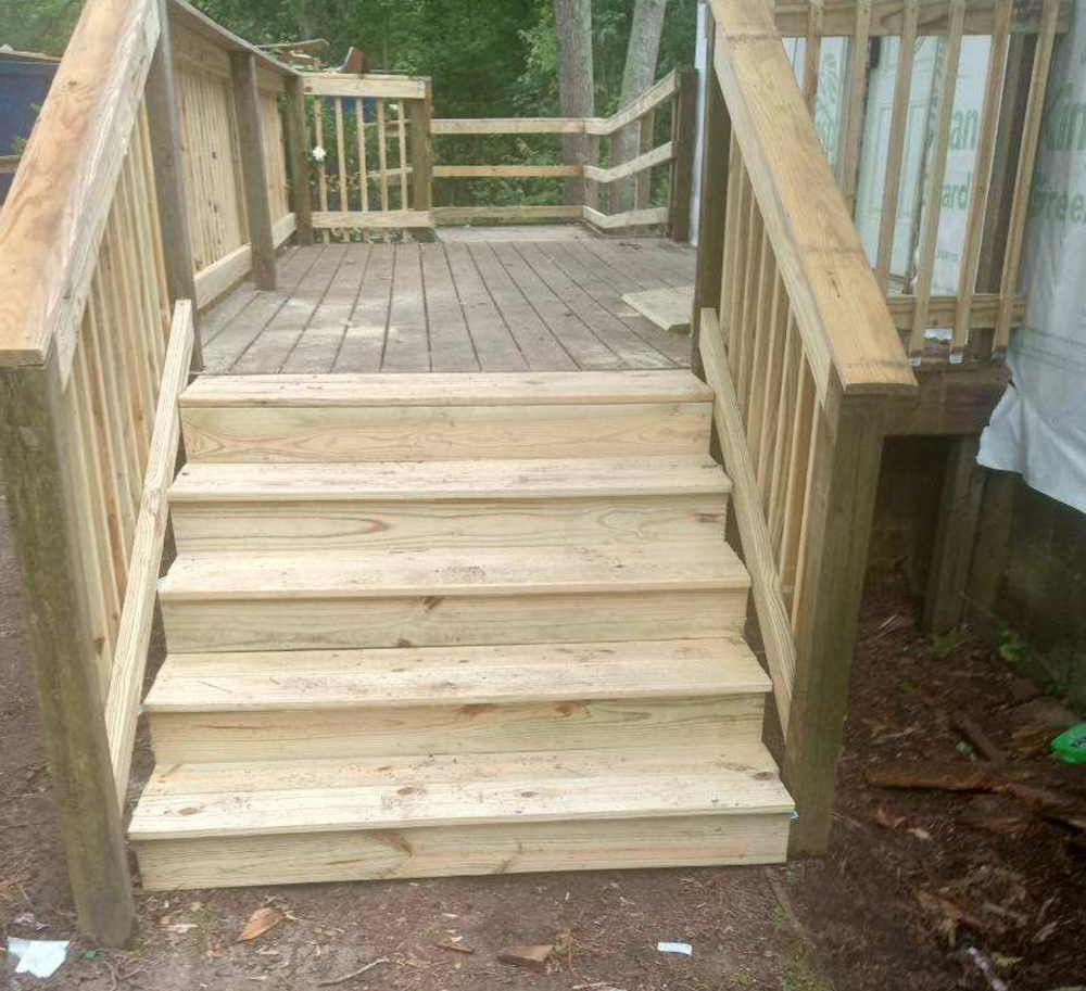 All Photos for D.H. Fencing & Decks in Fayetteville, North Carolina